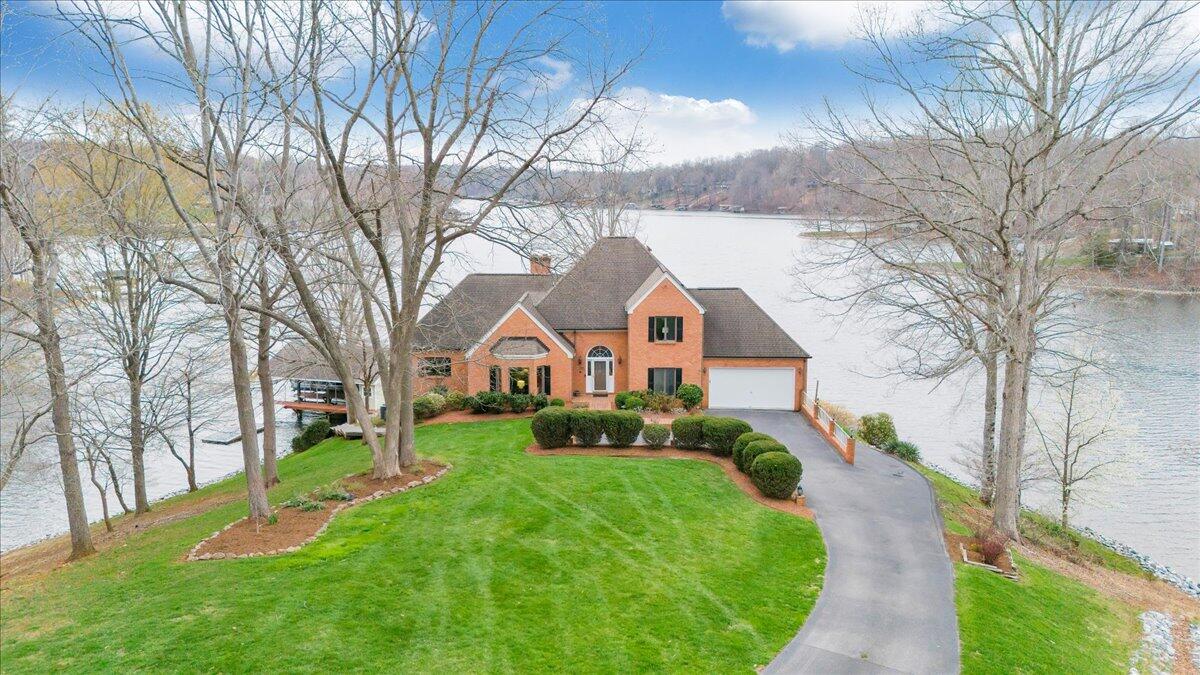 1300 Pats DR