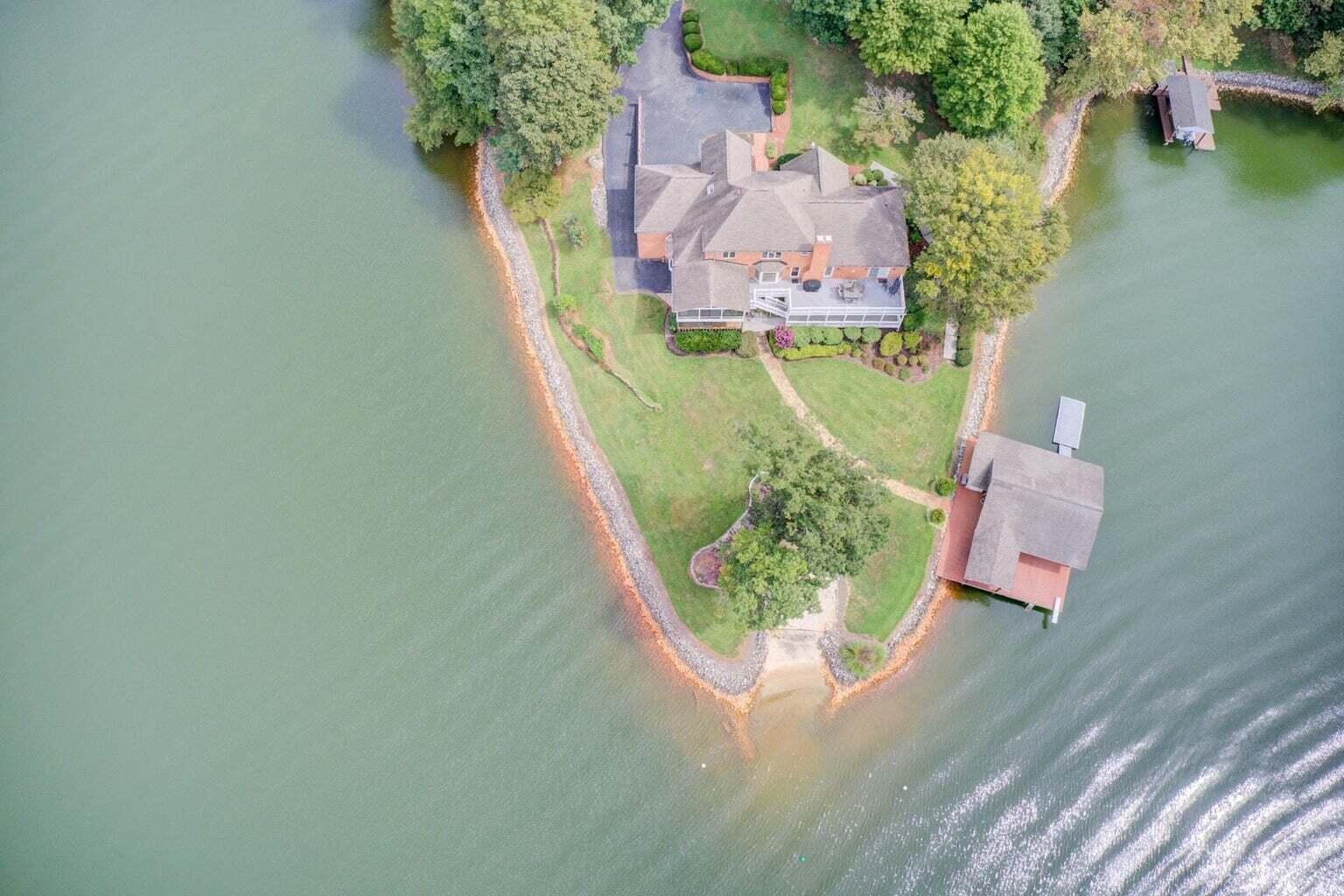 1300 Pats DR