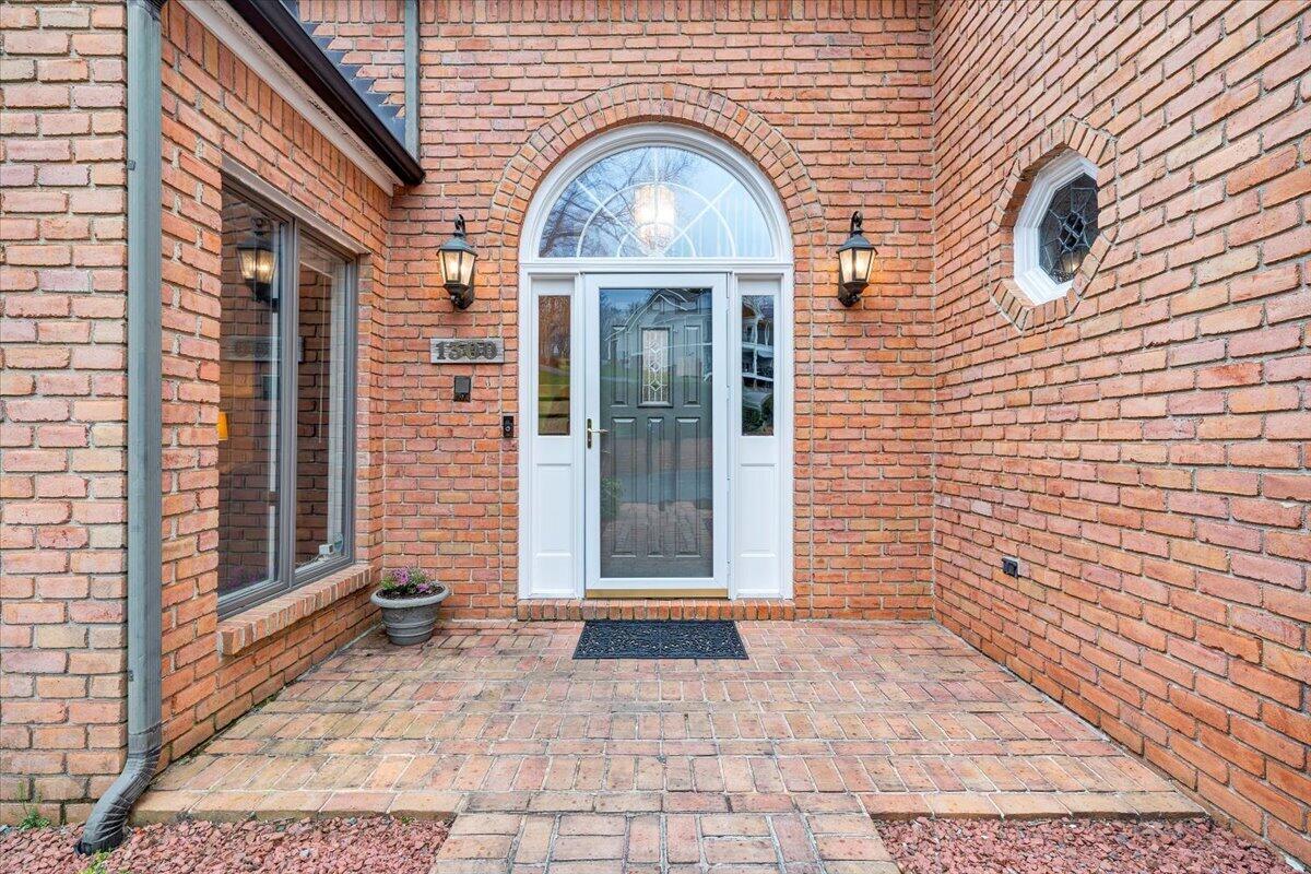 1300 Pats DR