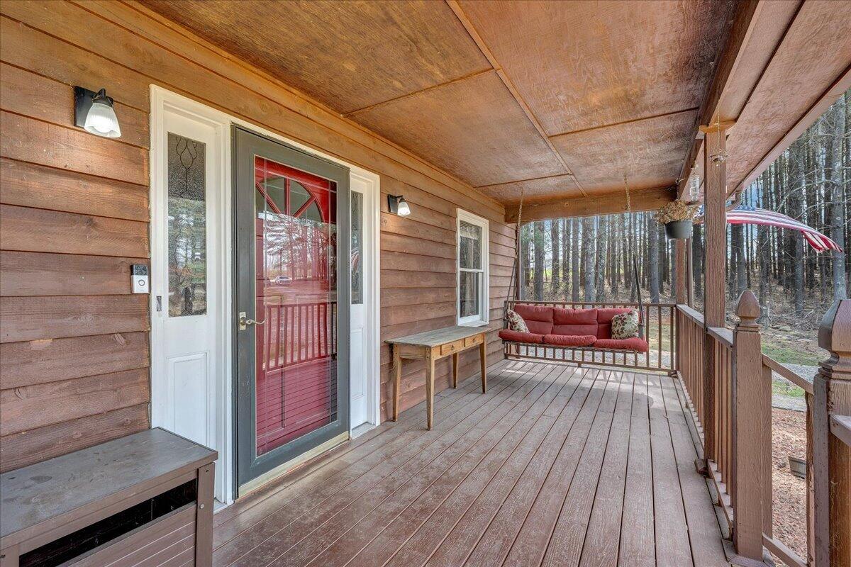 50 Mapleridge DR