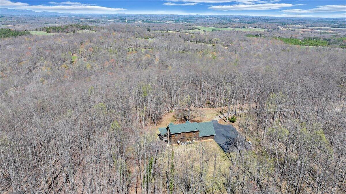661 N Briar Mountain RD