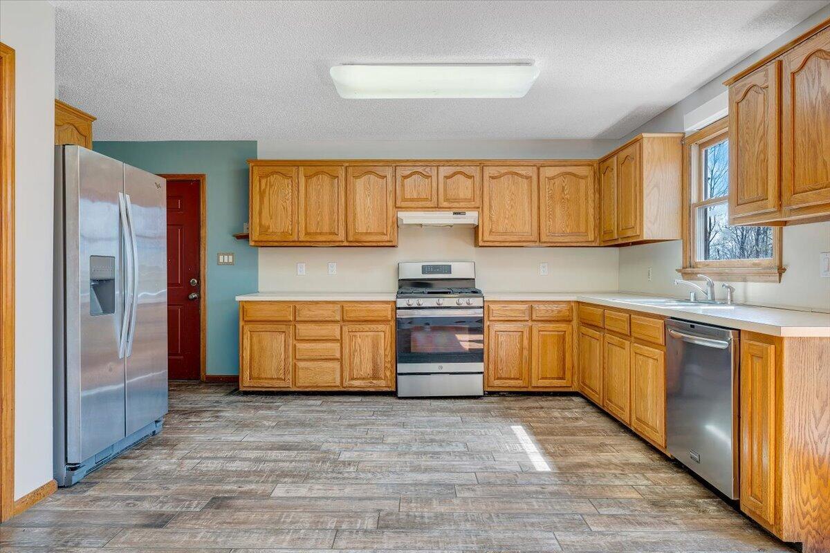 661 N Briar Mountain RD