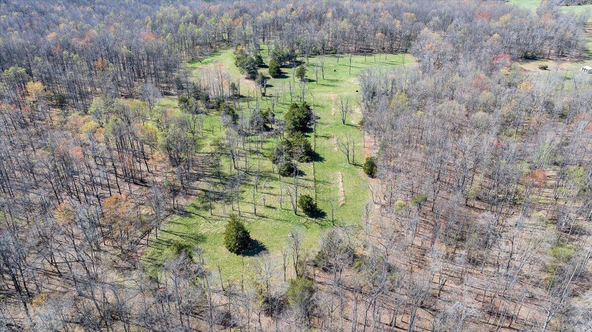 661 N Briar Mountain RD