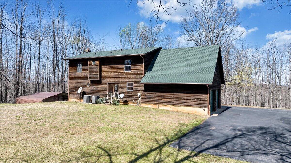 661 N Briar Mountain RD