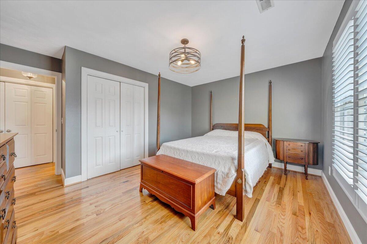 4434 Brentwood CT