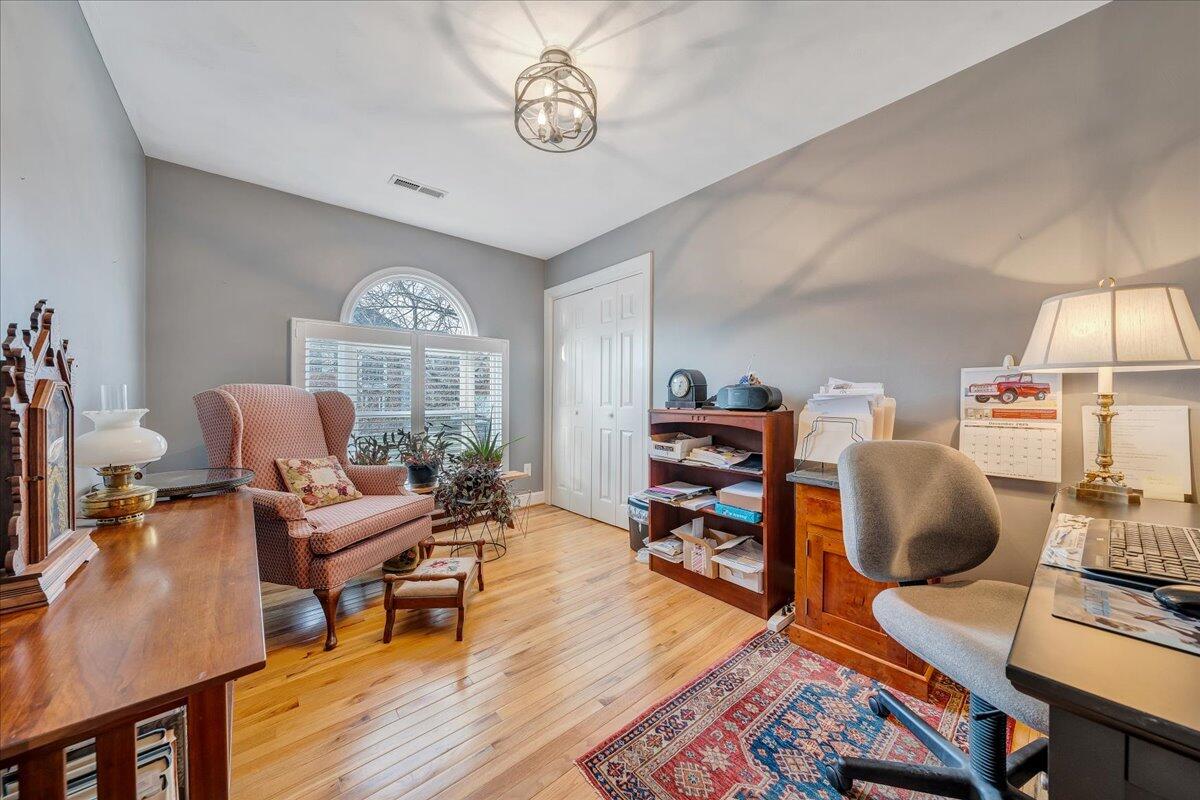4434 Brentwood CT