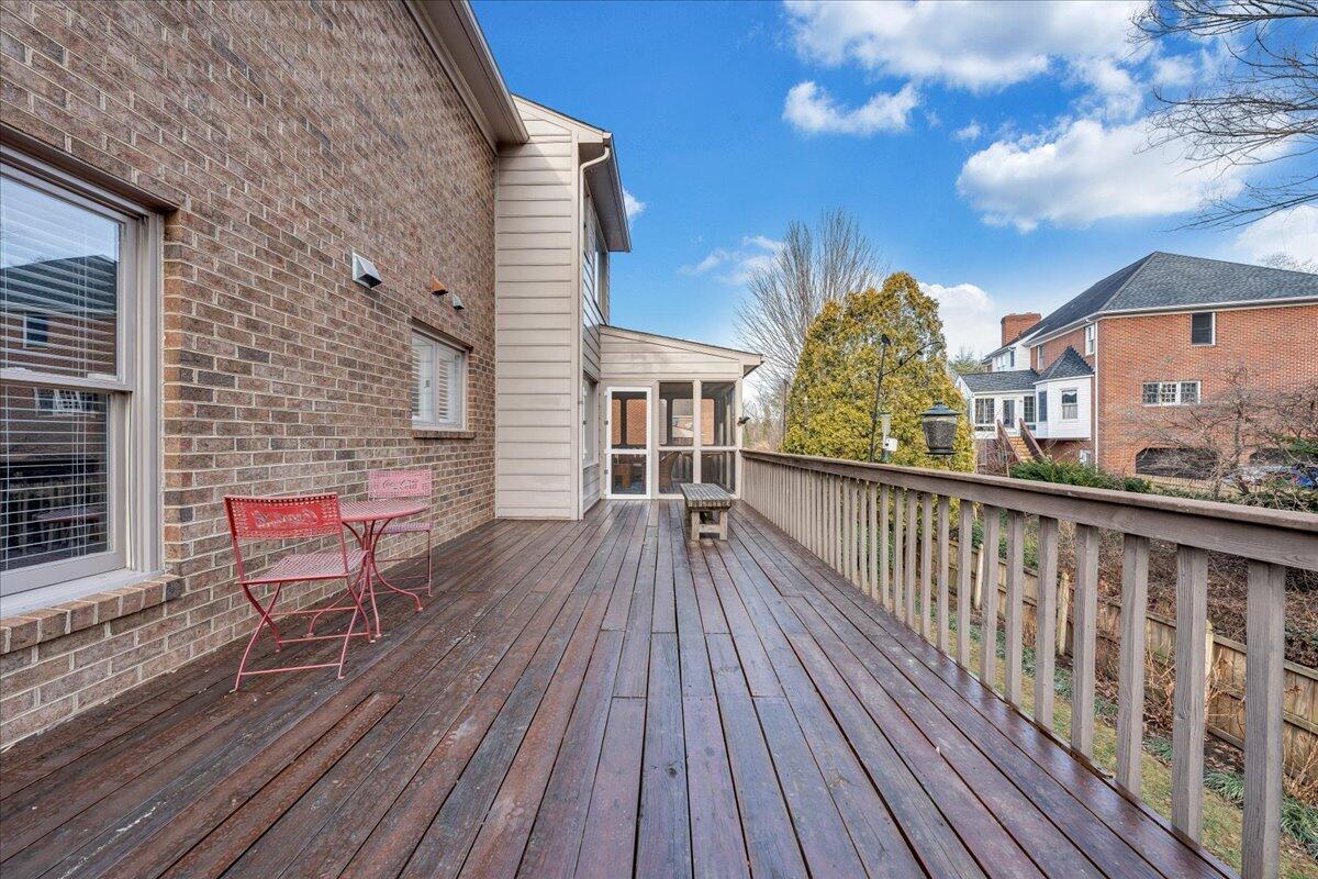 4434 Brentwood CT