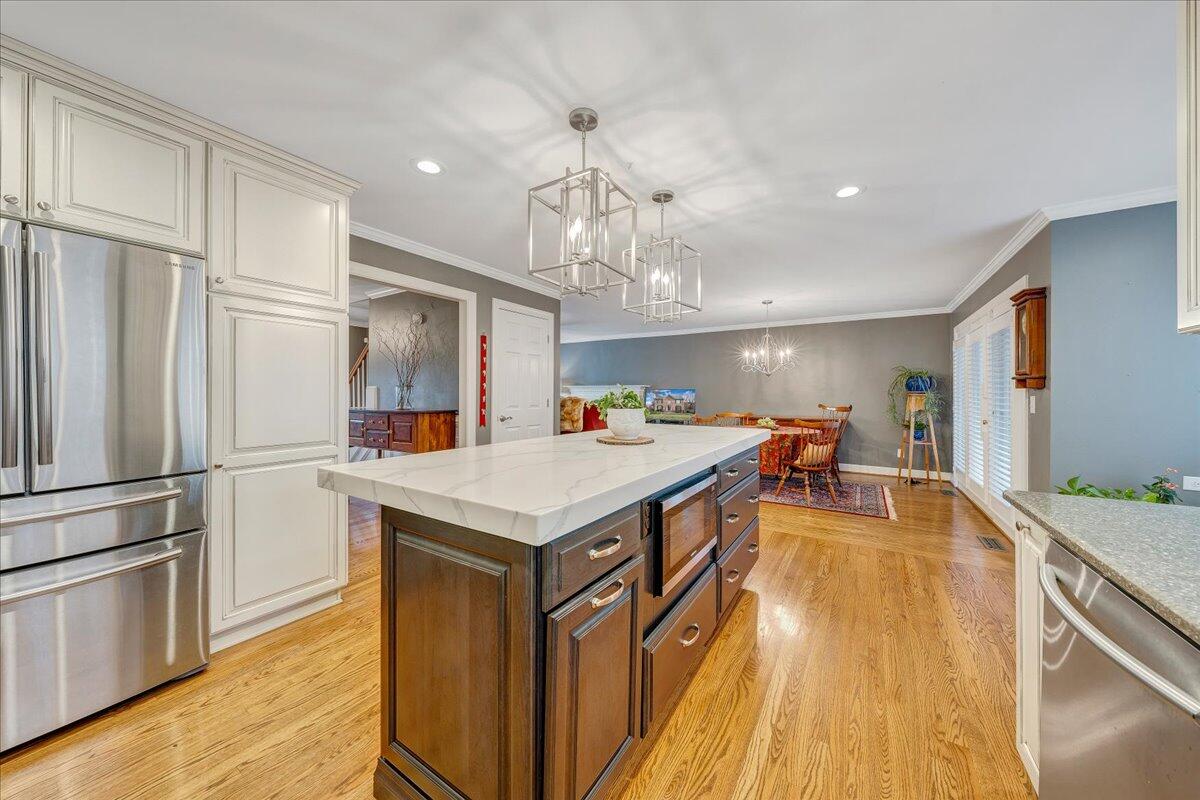 4434 Brentwood CT