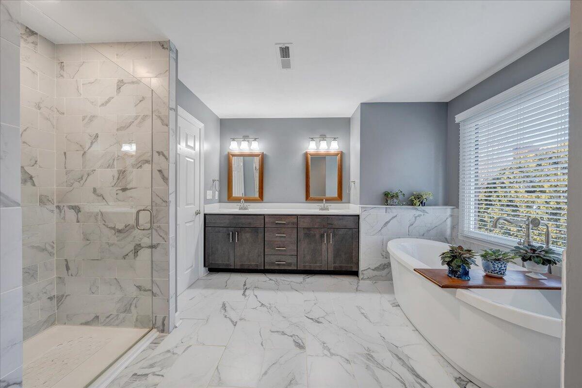 4434 Brentwood CT