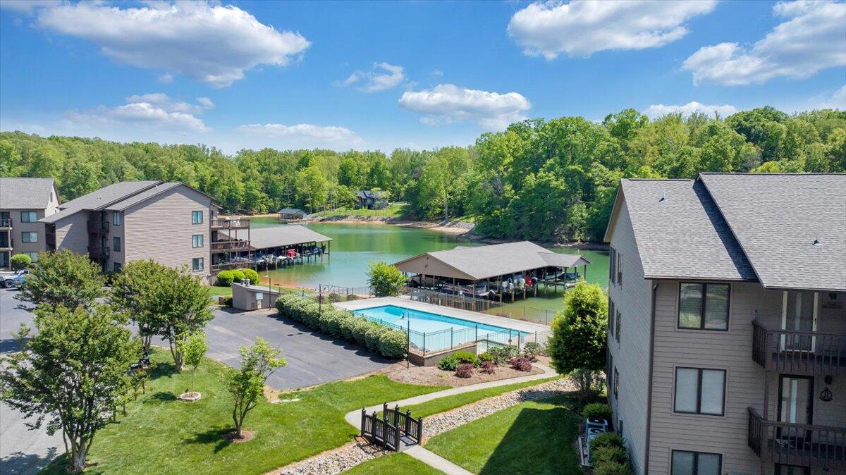 620 Montevista RD Unit: 602