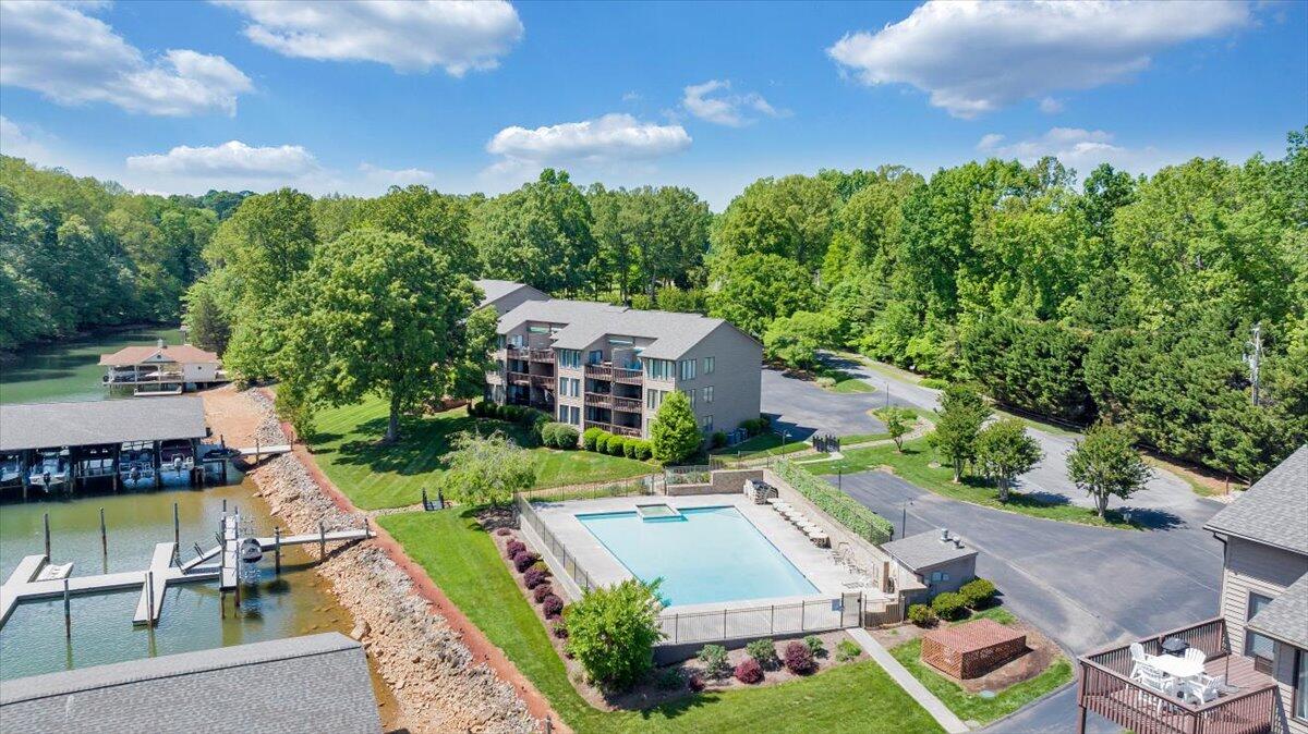 620 Montevista RD Unit: 602
