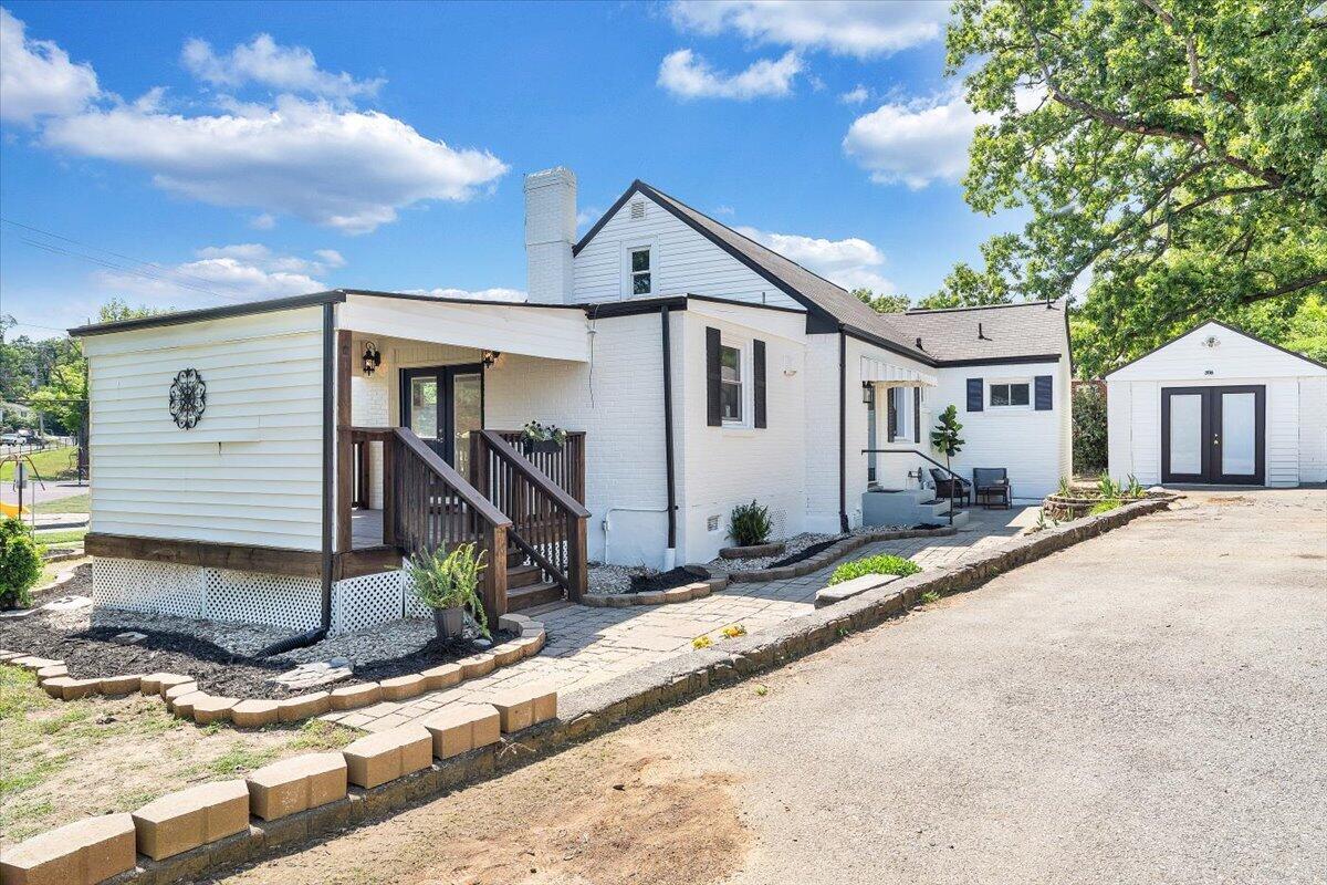 3116 Spring RD SW
