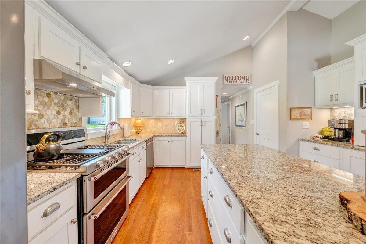 129 Douglas DR