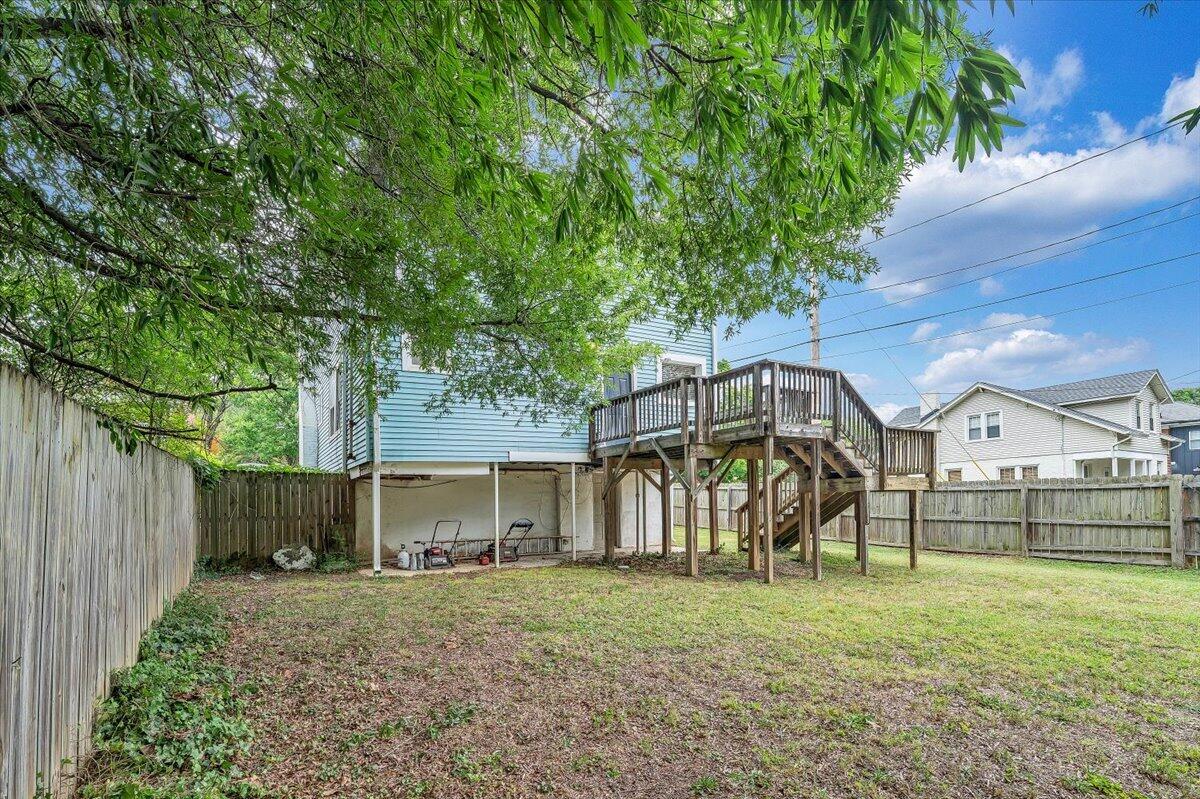 1002 Howbert AVE SW