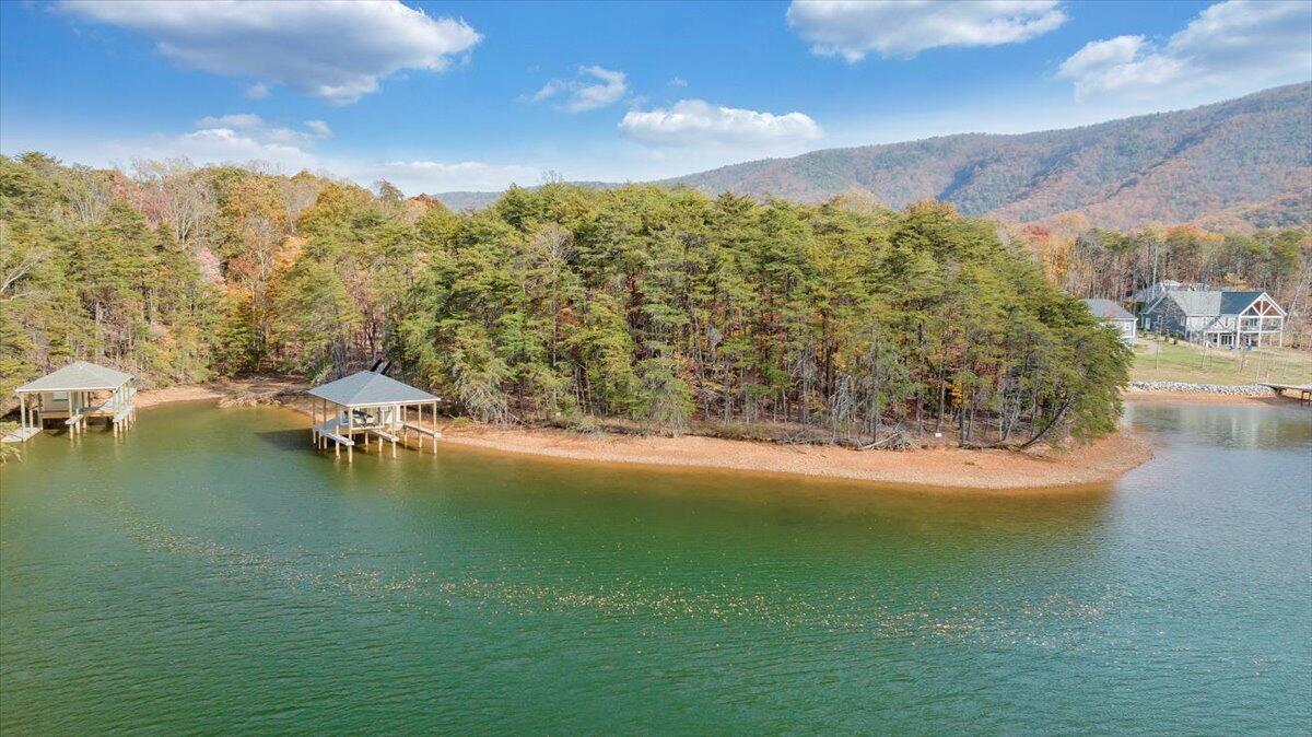 200 Sweetwater Bay DR