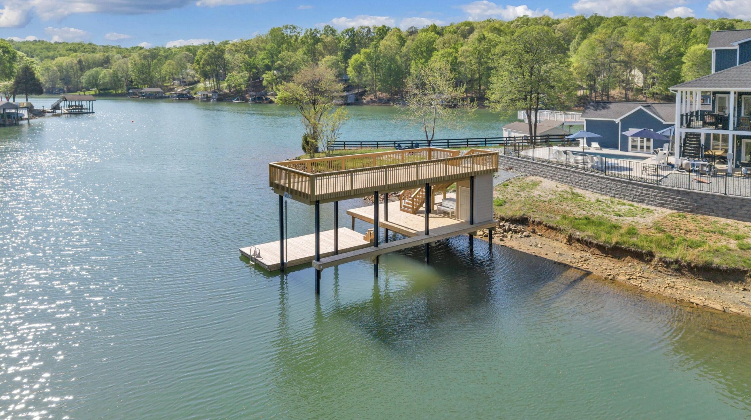 2937 Blount DR