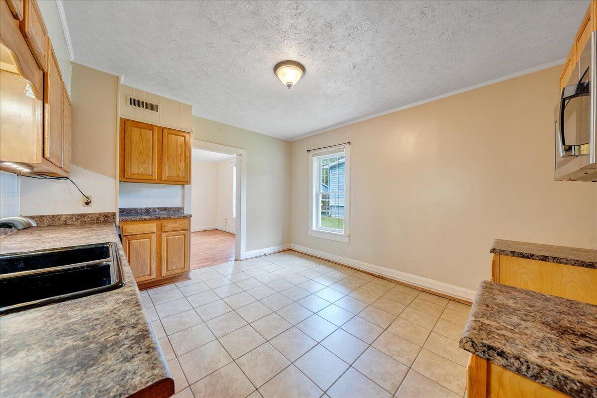 1408 Hatcher AVE