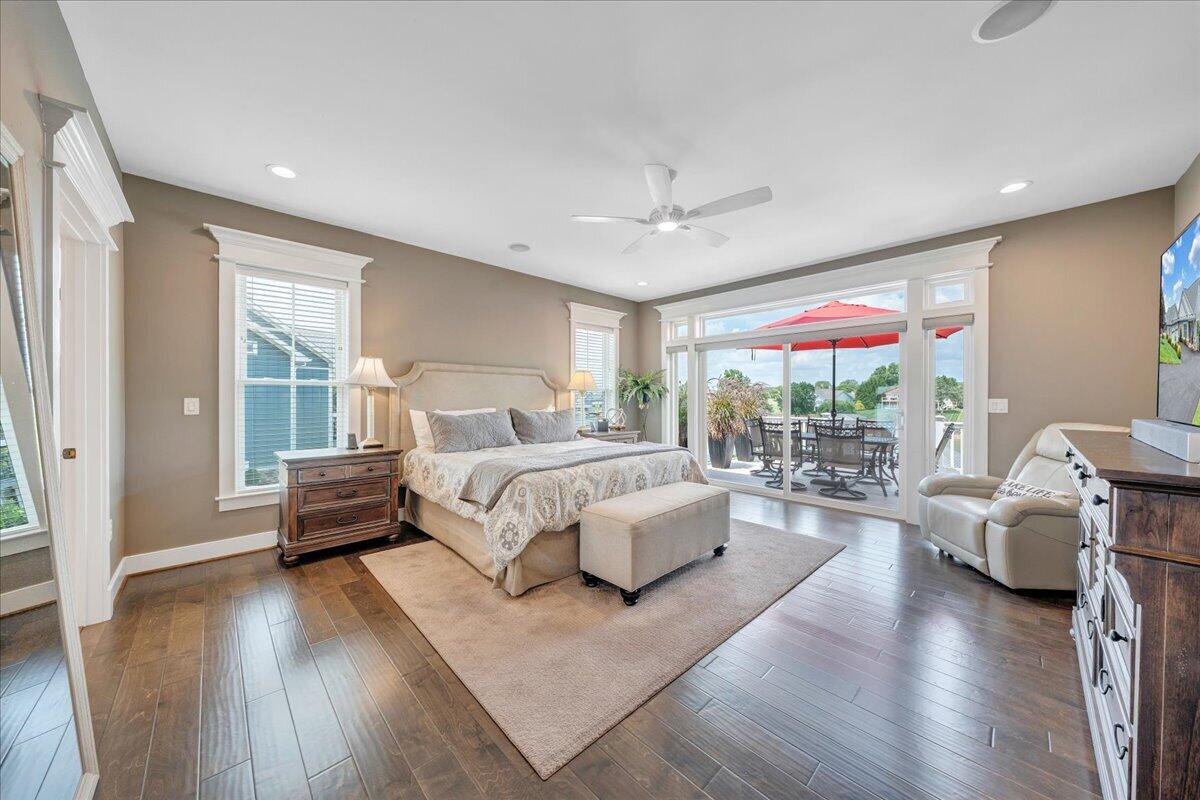 290 Sunset Pointe DR