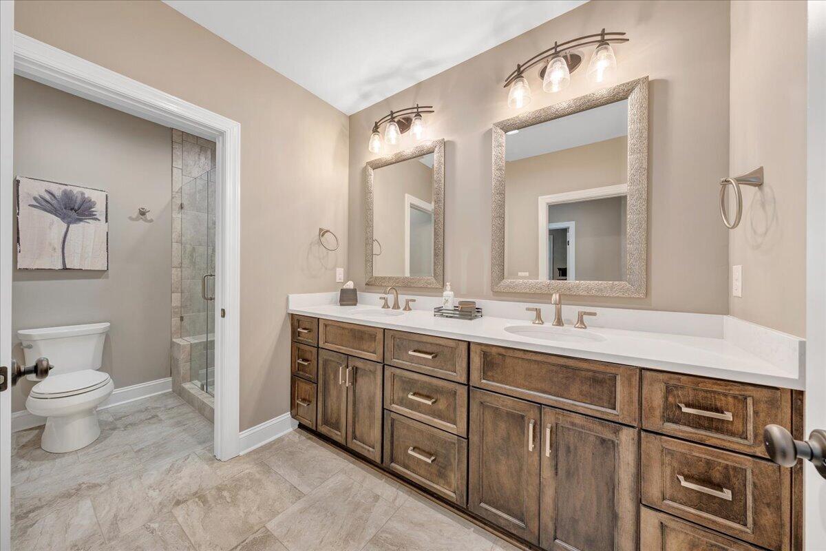 290 Sunset Pointe DR