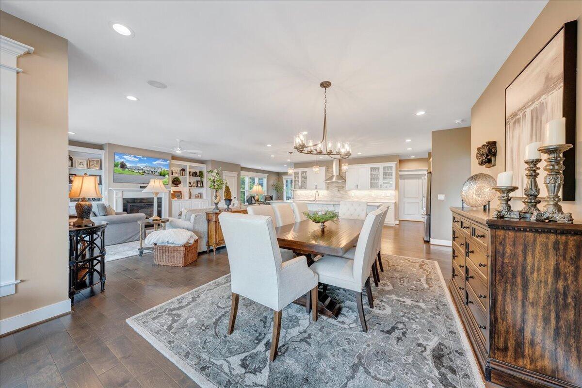 290 Sunset Pointe DR