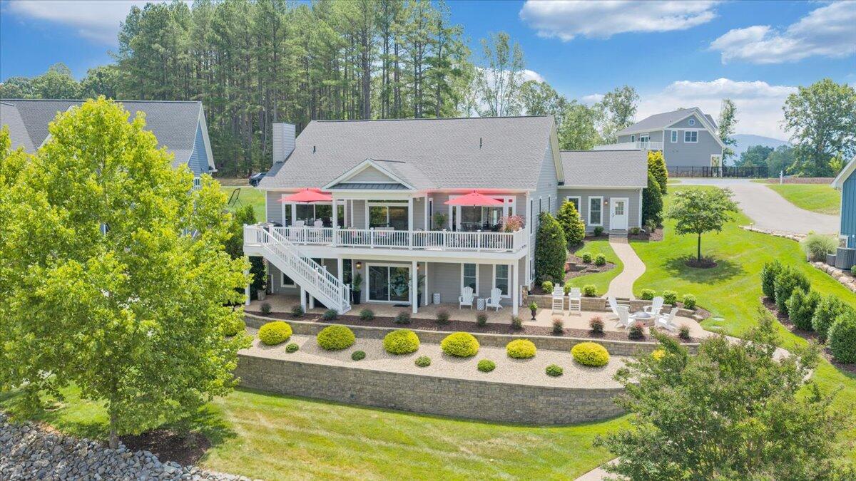290 Sunset Pointe DR