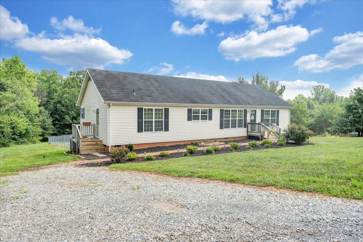 1064 Lipscomb RD