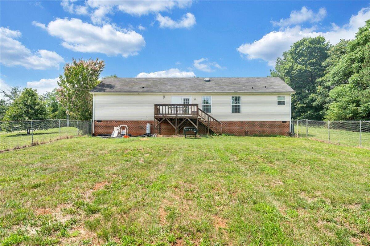1064 Lipscomb RD