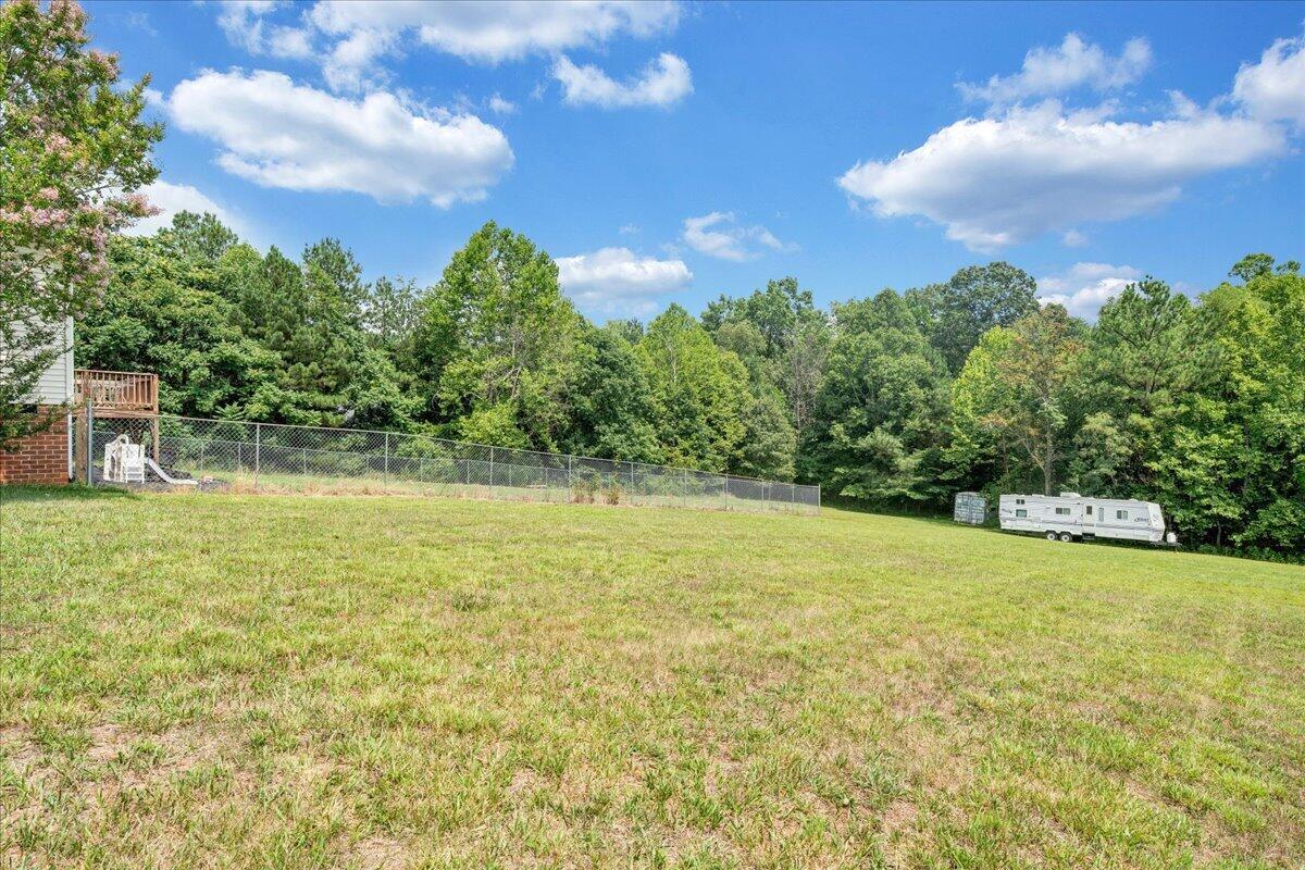 1064 Lipscomb RD
