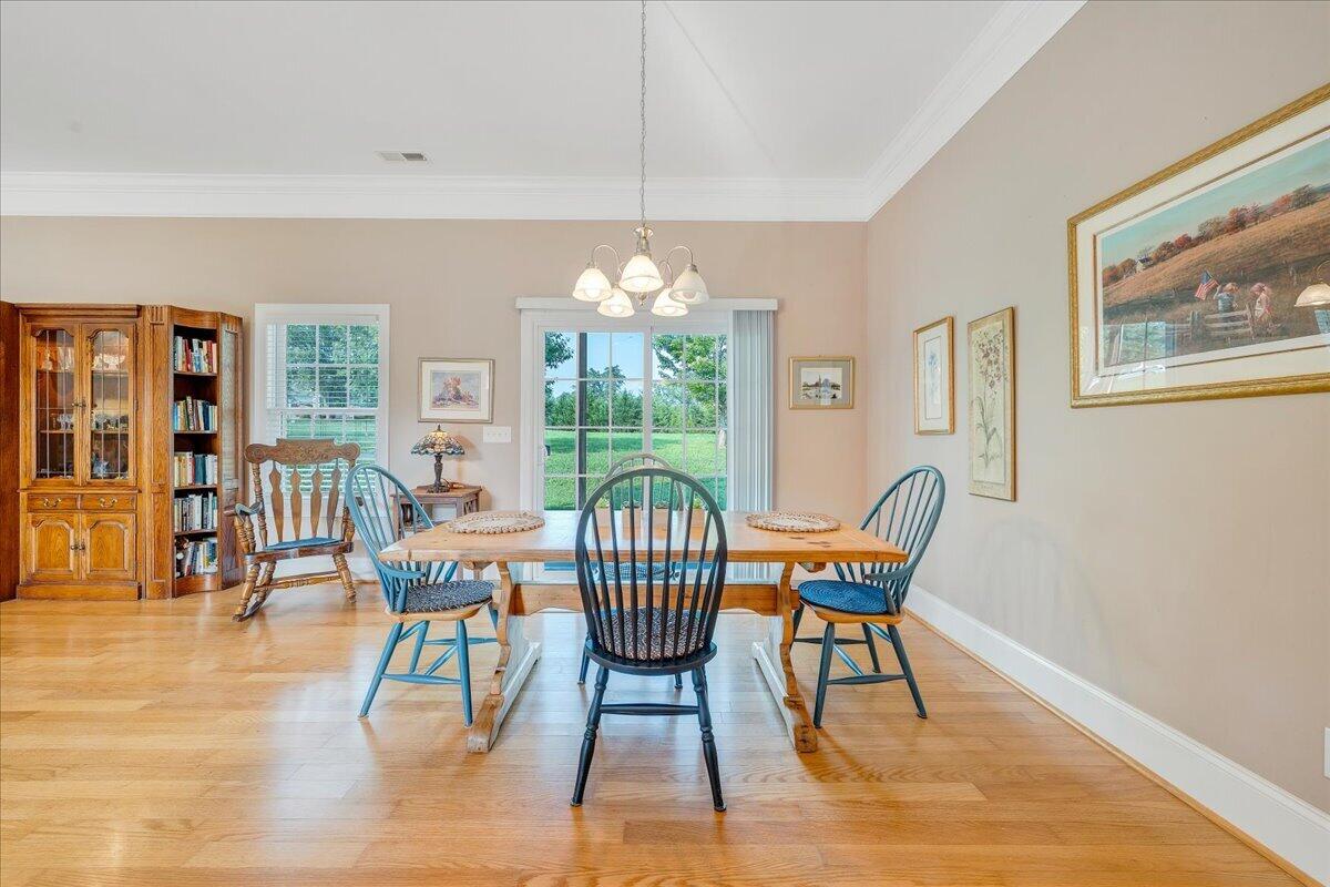 1119 Parkhall RD