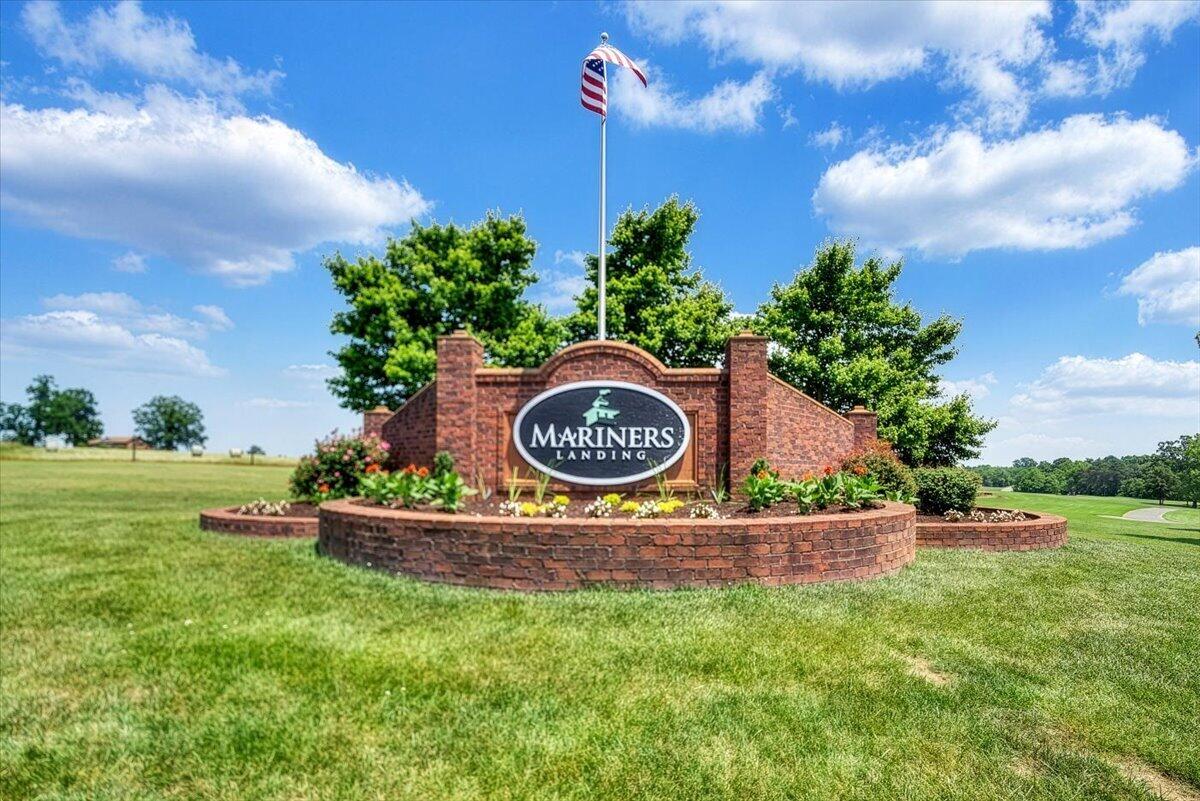 1119 Parkhall RD