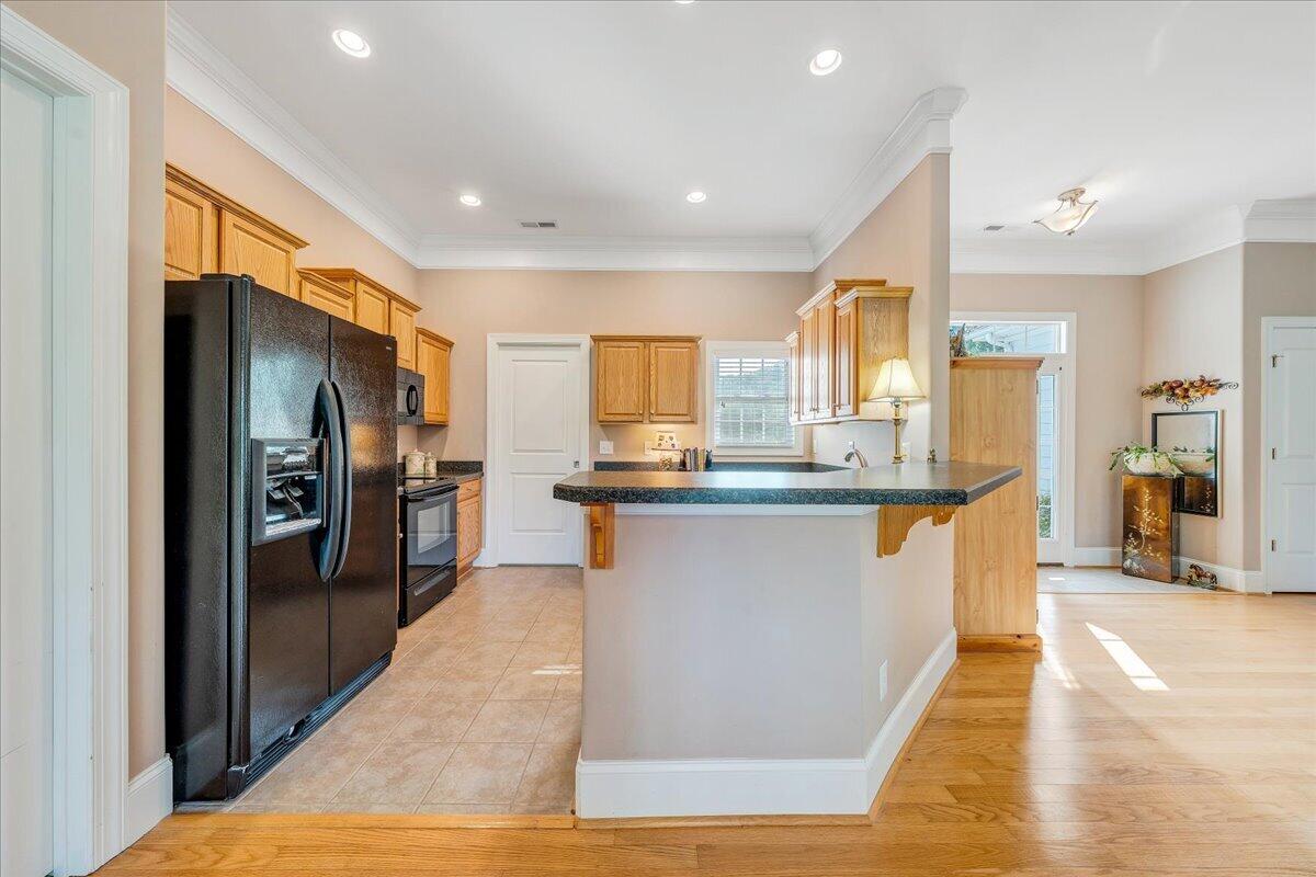1119 Parkhall RD
