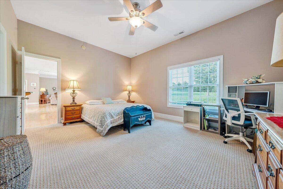 1119 Parkhall RD