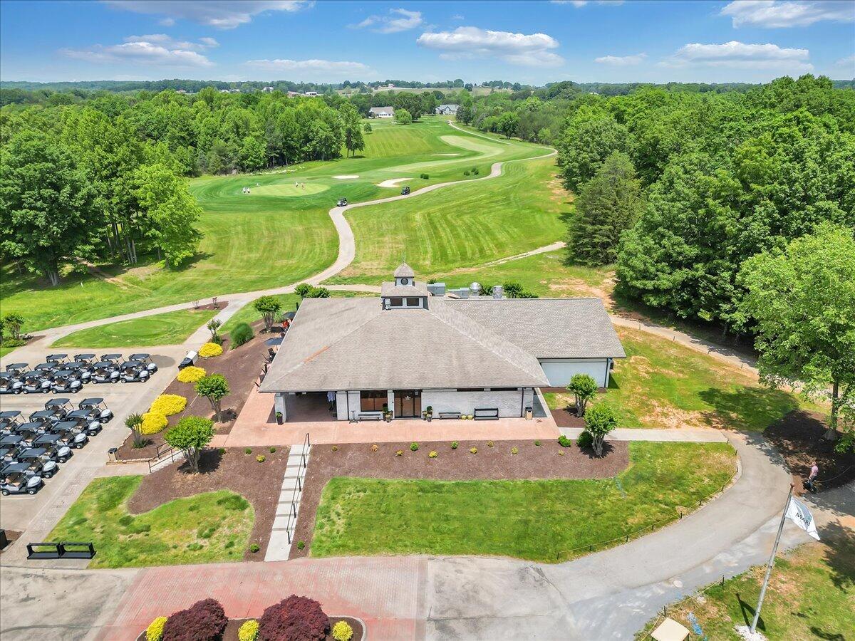1119 Parkhall RD