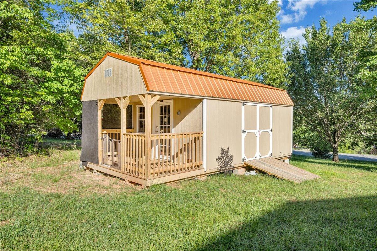537 Calypso RD