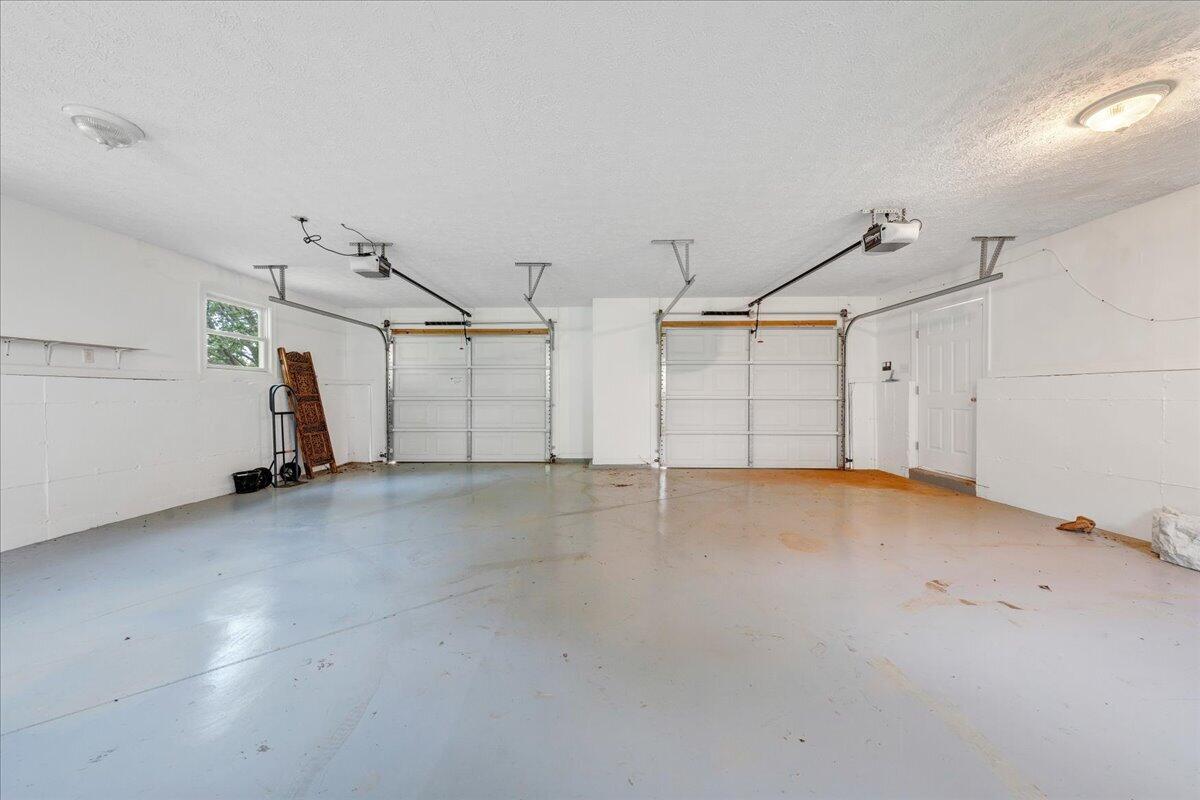 537 Calypso RD