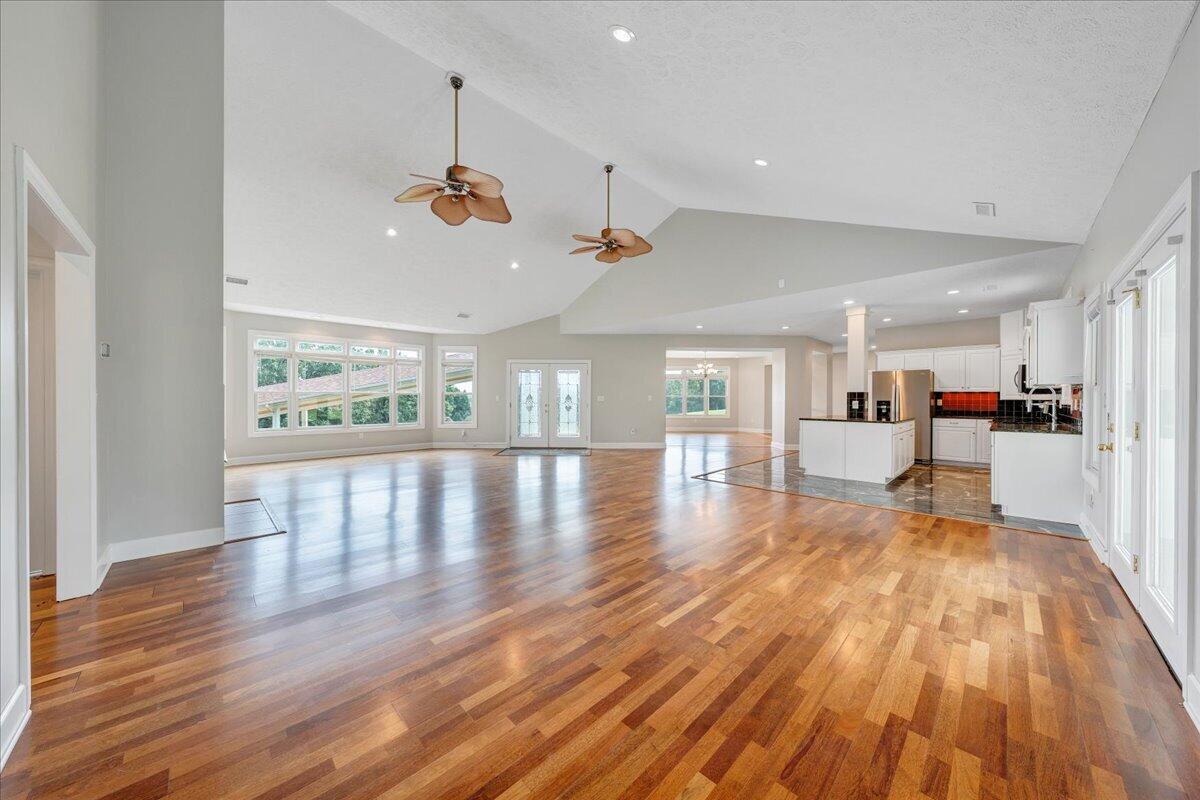537 Calypso RD