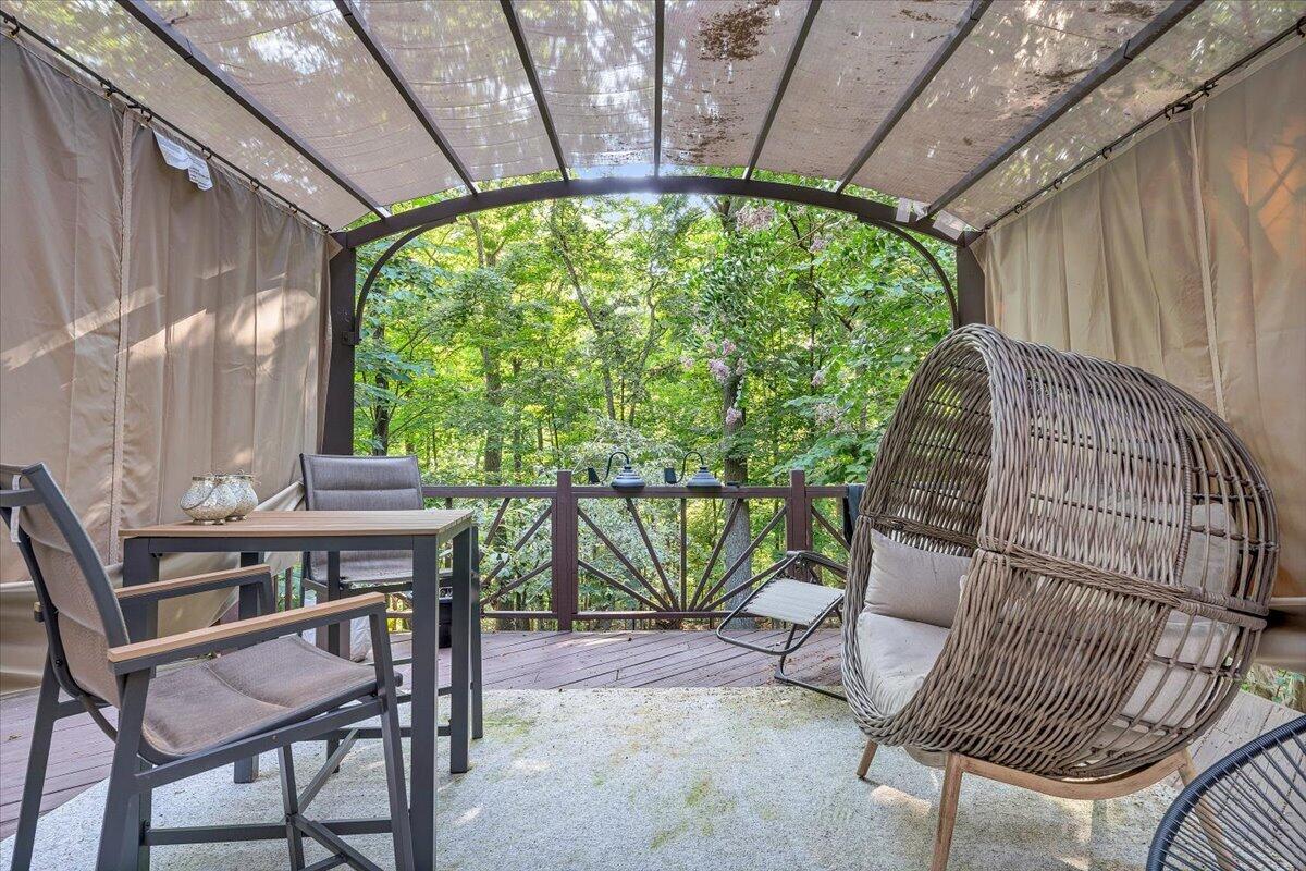 310 Saddleback TRL