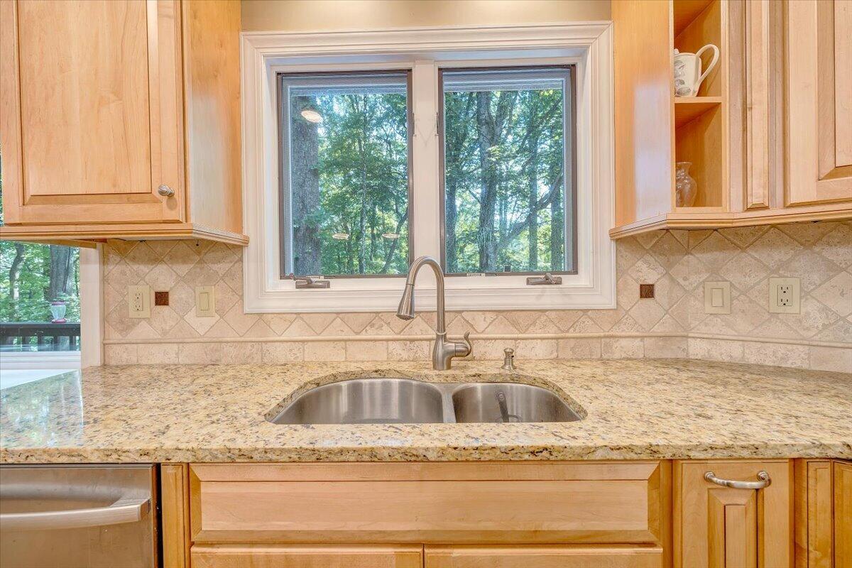 310 Saddleback TRL