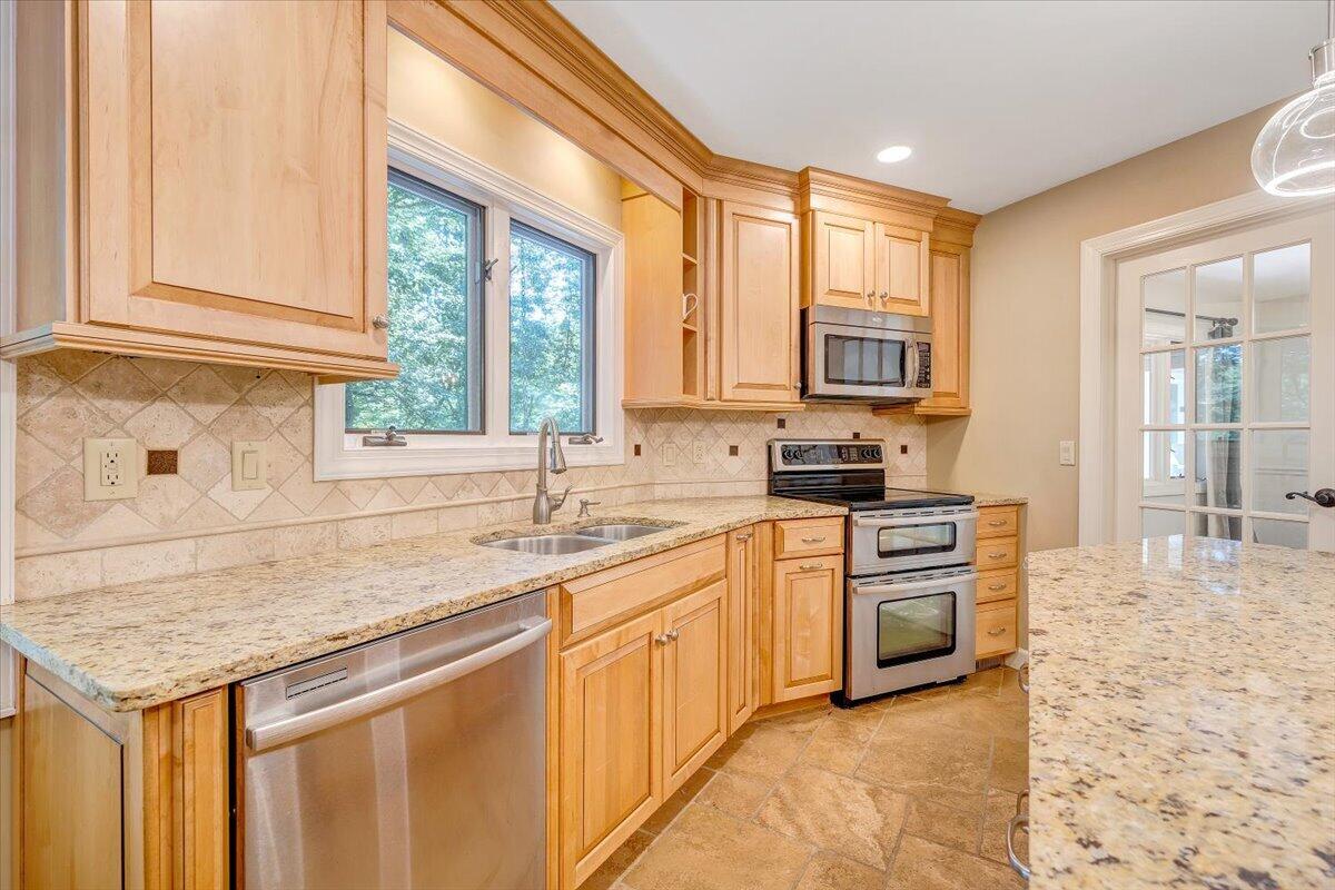 310 Saddleback TRL