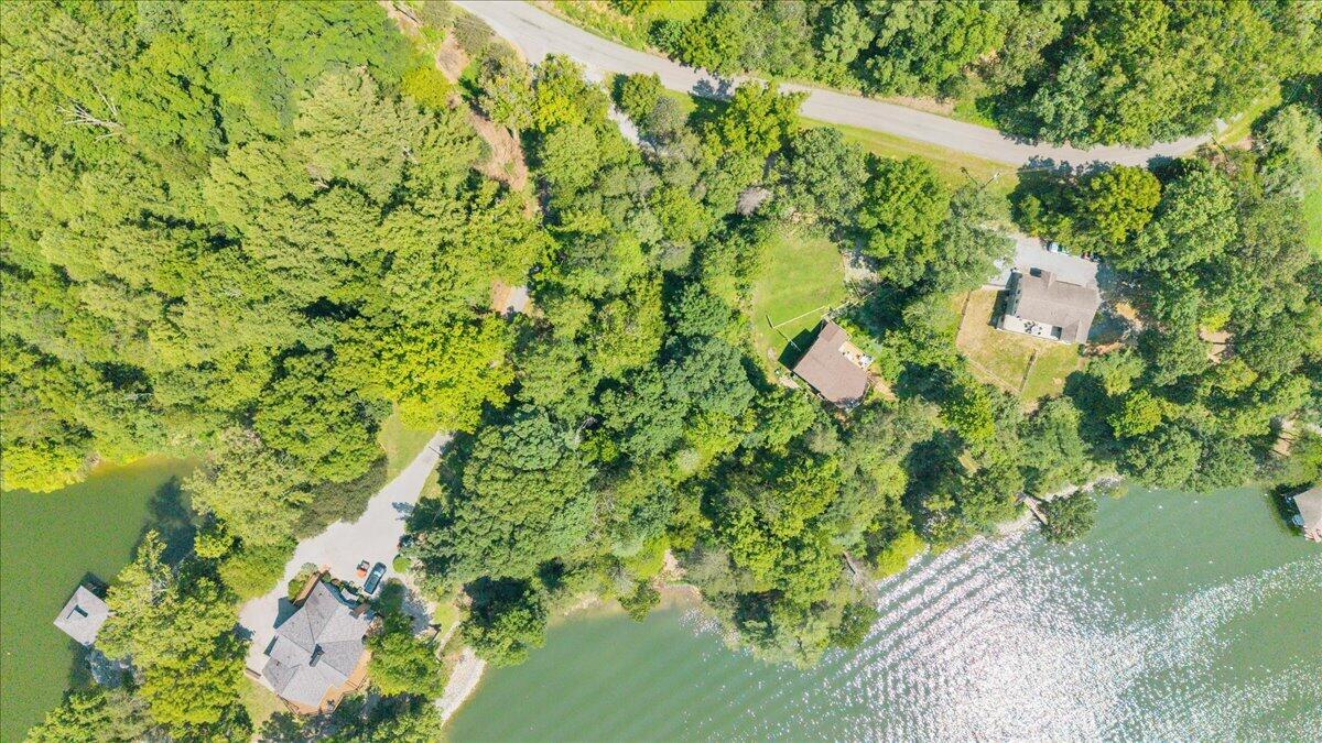6325 Horseshoe Bend RD
