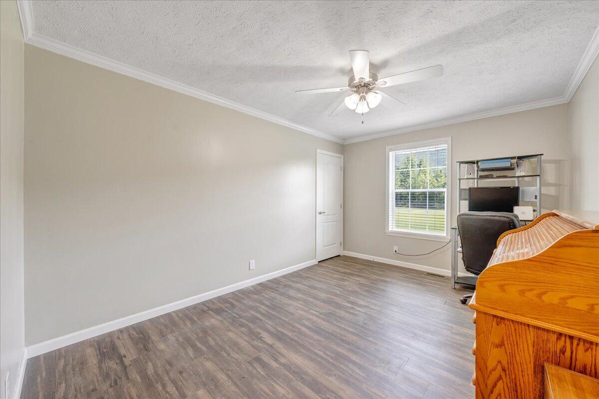 3663 Bradshaw RD