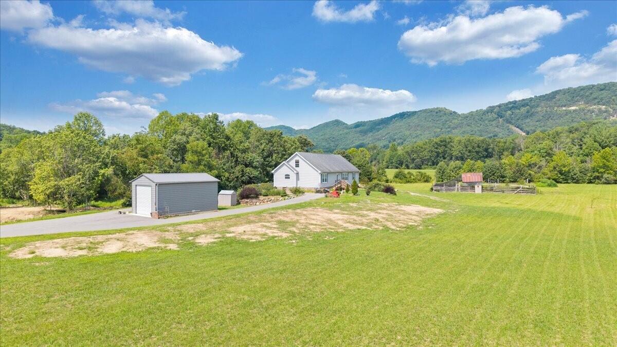 3663 Bradshaw RD