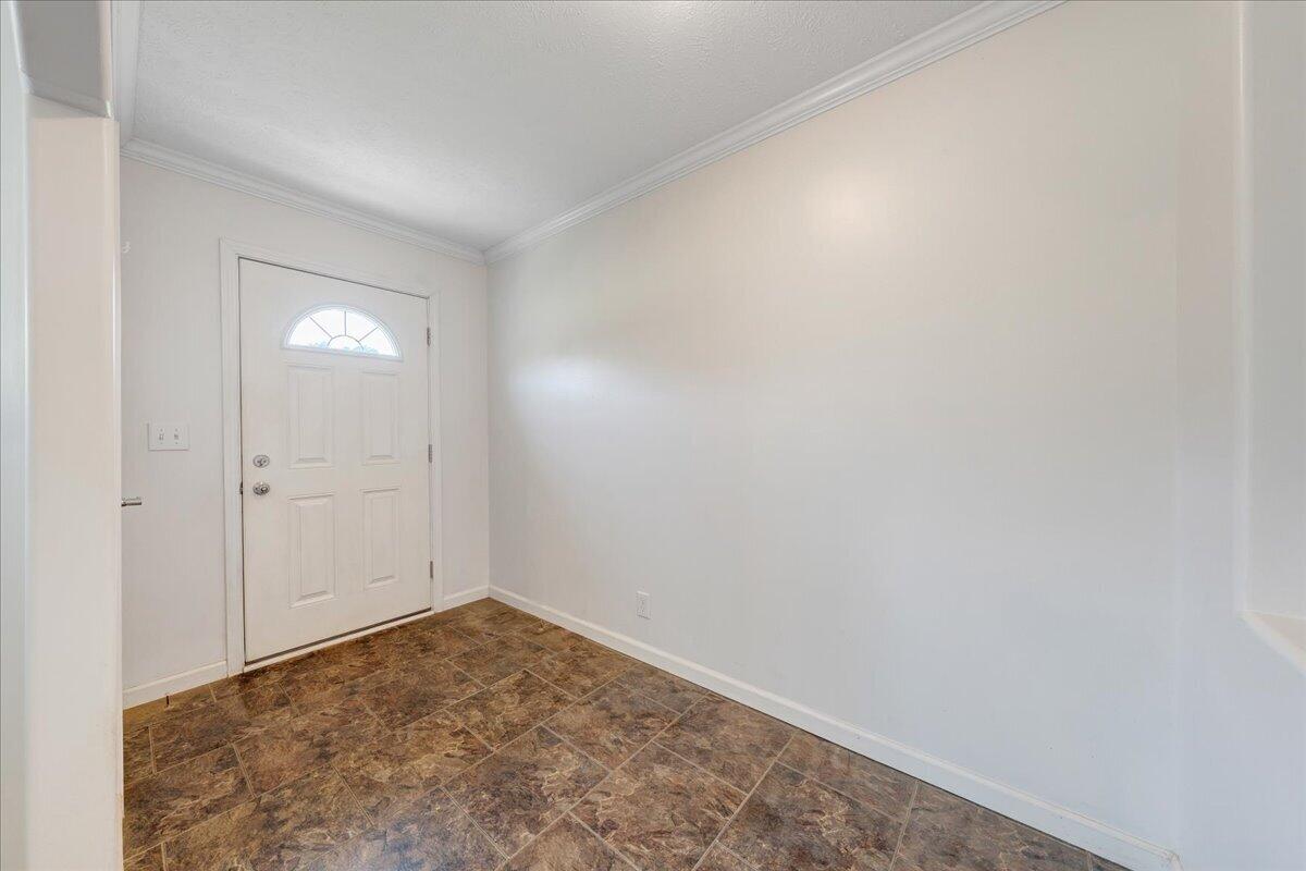 3663 Bradshaw RD
