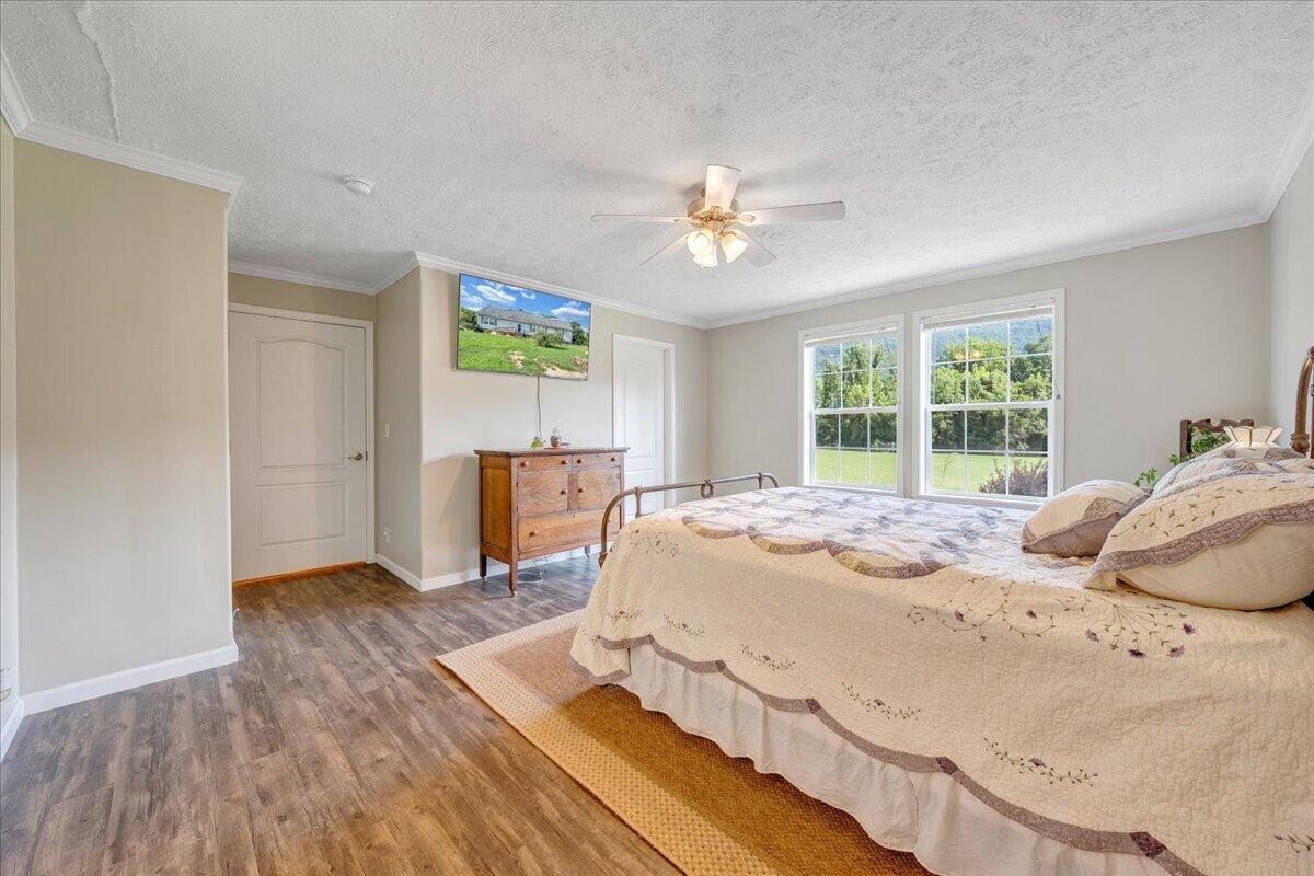 3663 Bradshaw RD