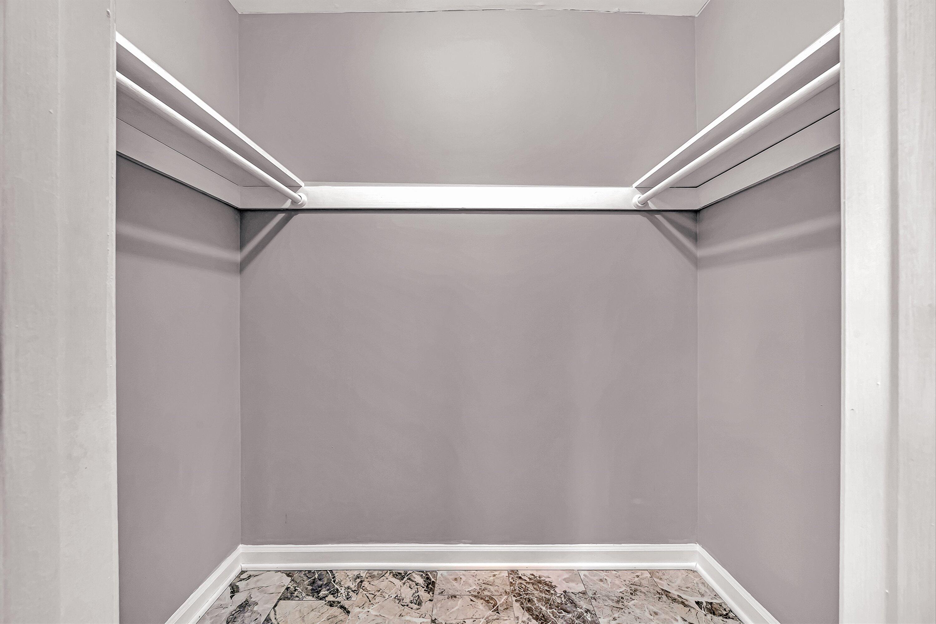 4118 Belle Aire CIR SW