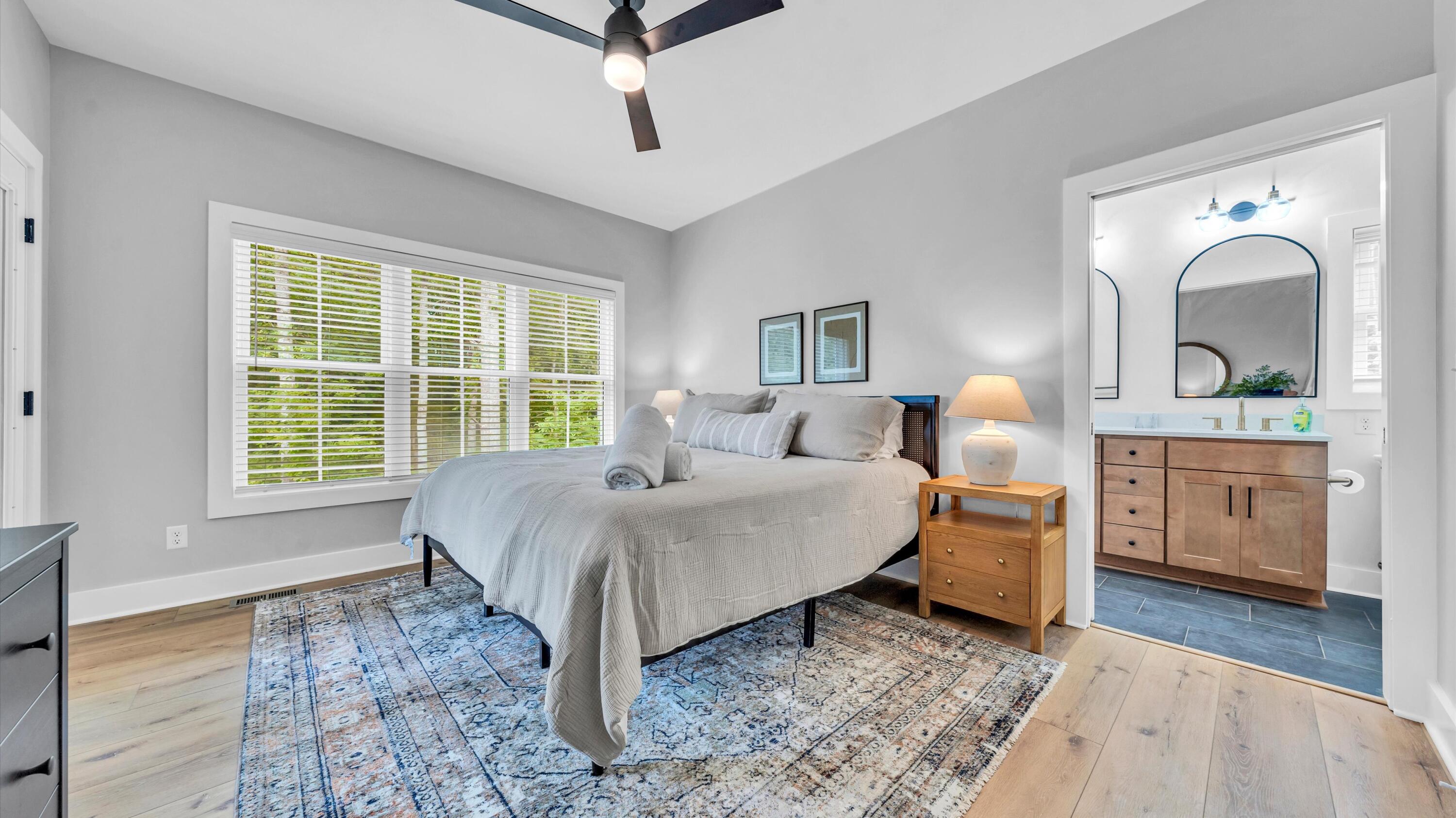 131 Oak Hollow RD