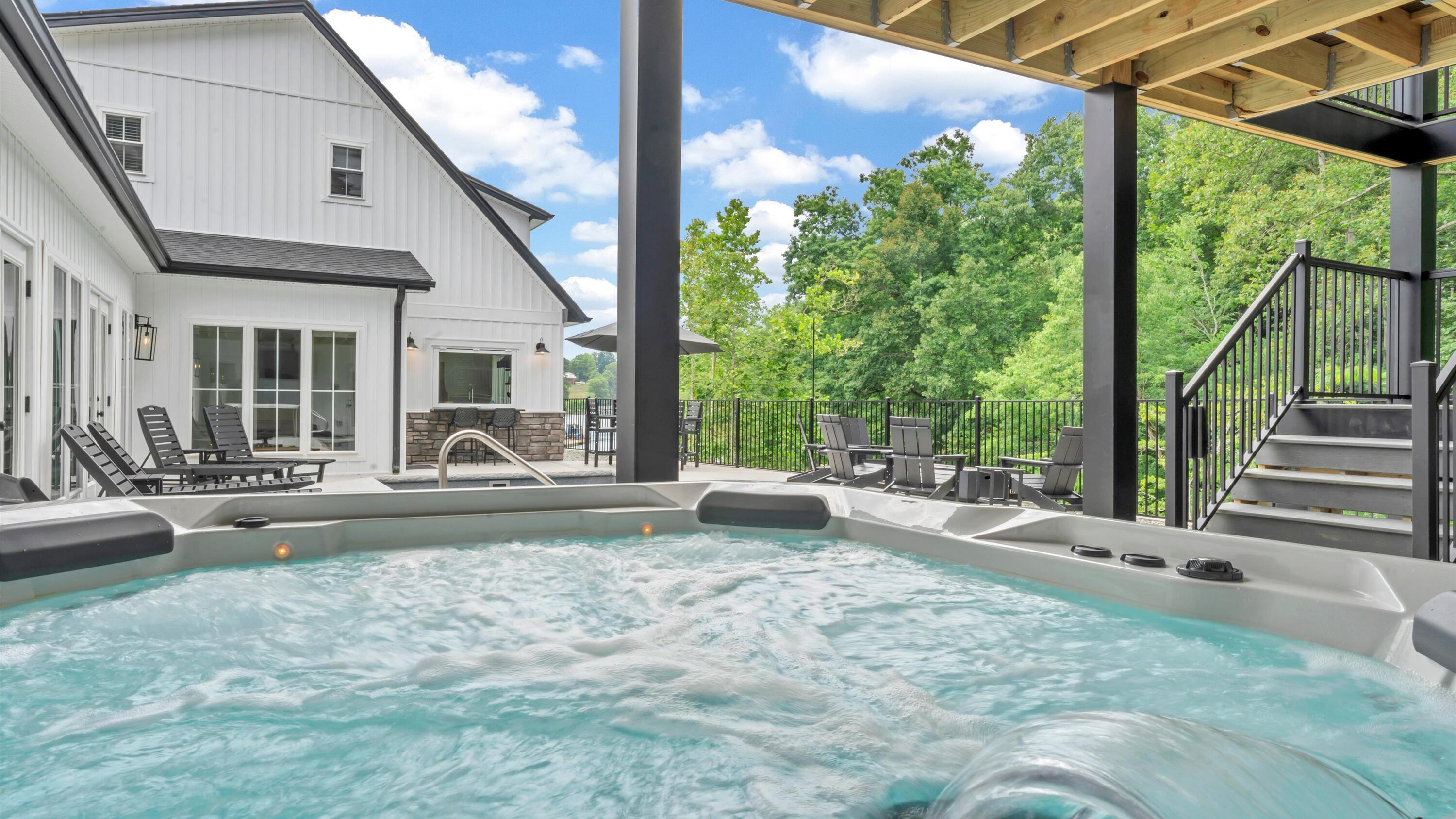 131 Oak Hollow RD