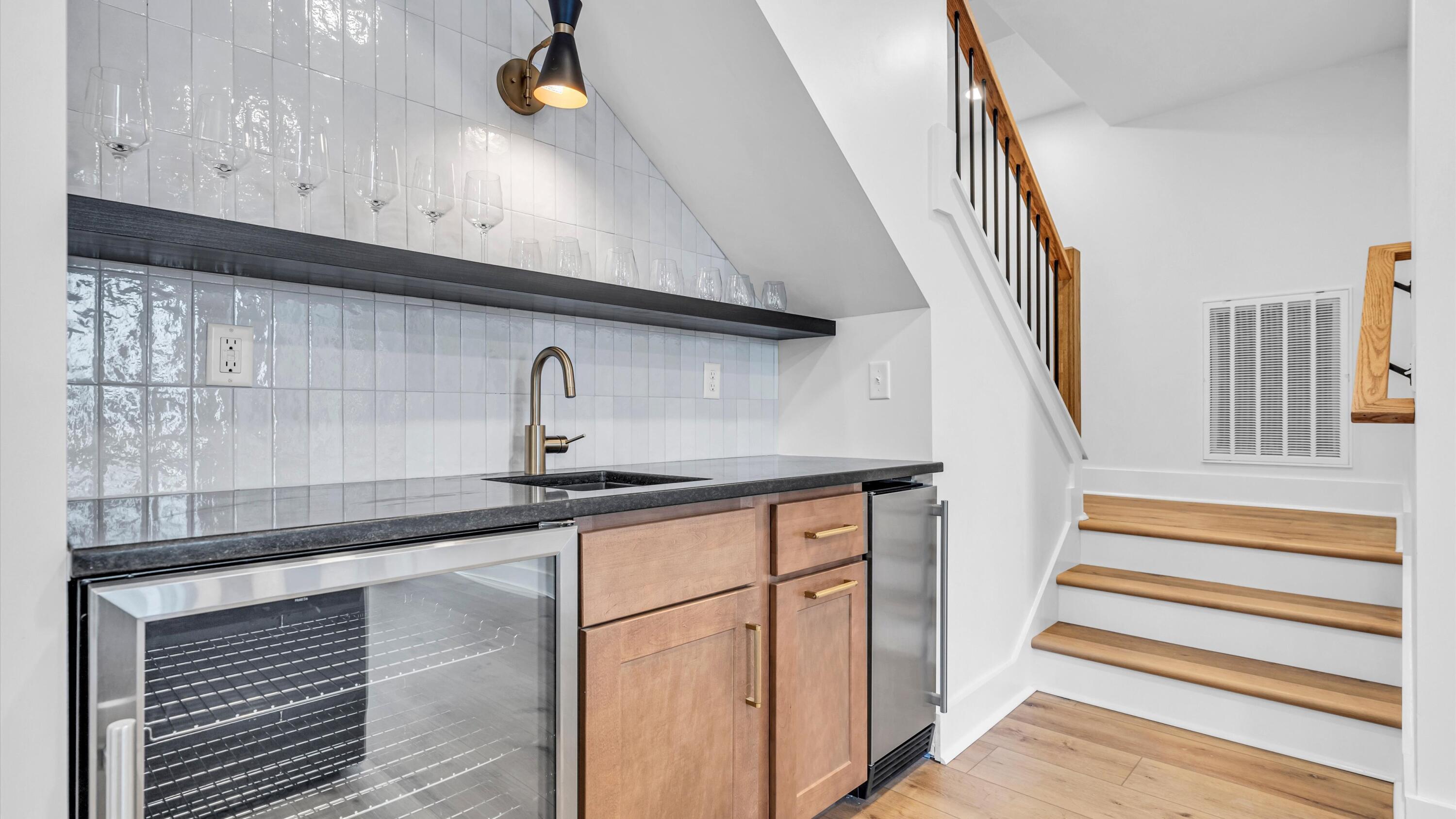 131 Oak Hollow RD