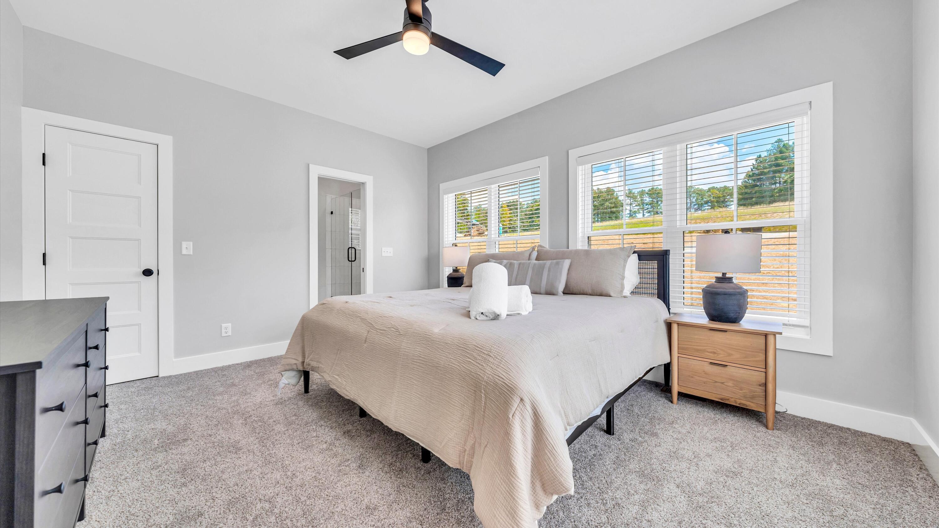 131 Oak Hollow RD