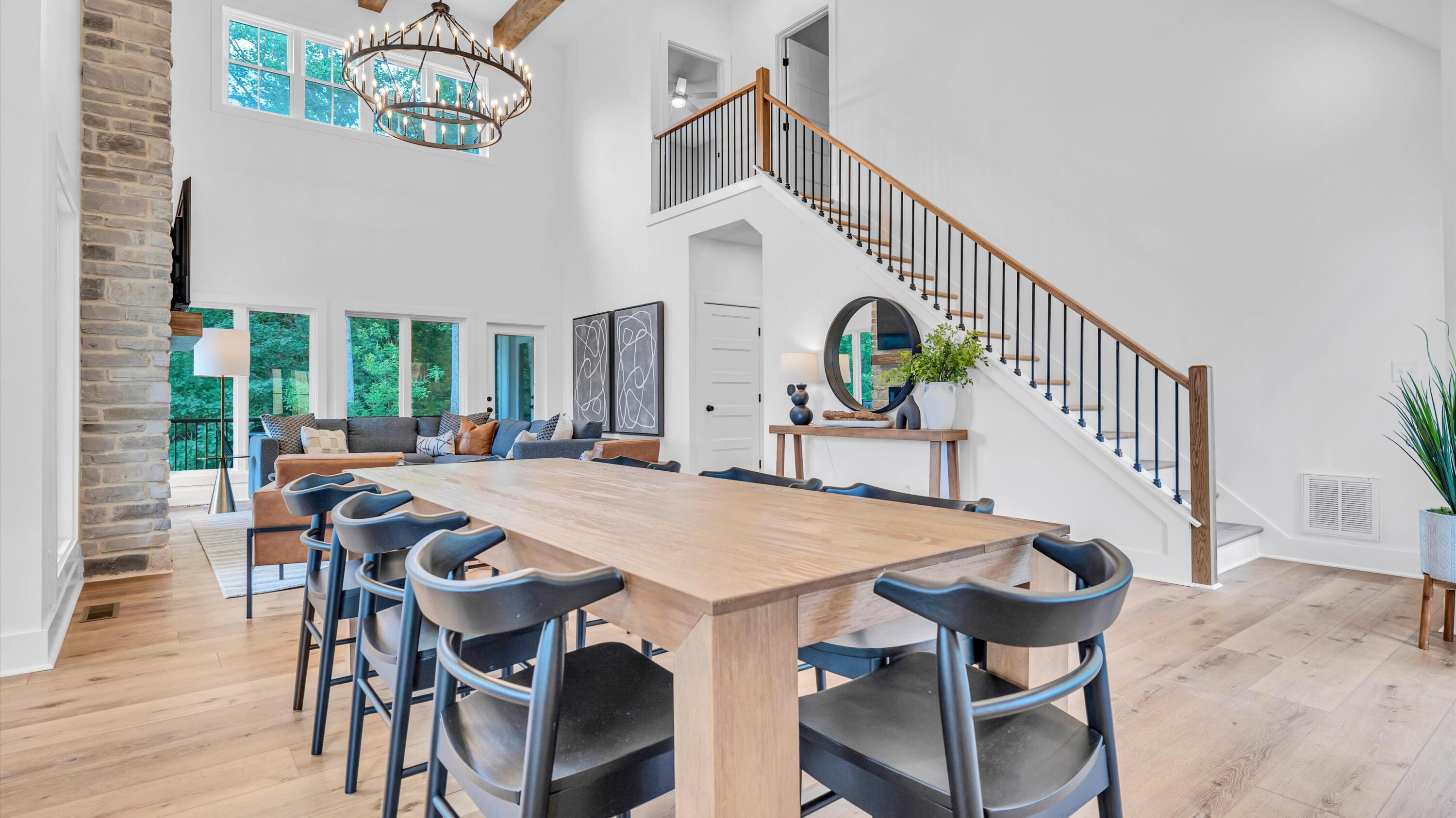 131 Oak Hollow RD